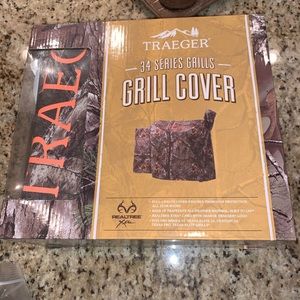 Traeger grill cover